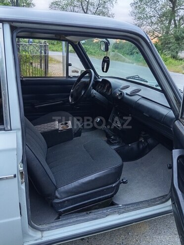 LADA (VAZ) 2106-5