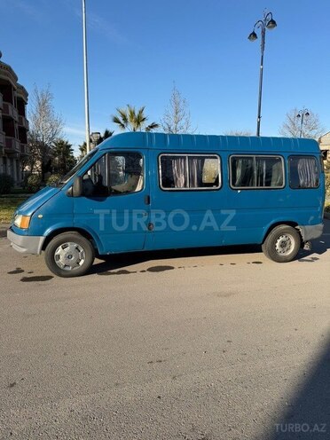 Ford Transit-3
