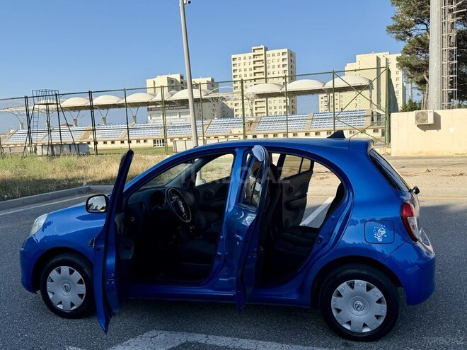 Nissan Micra-11