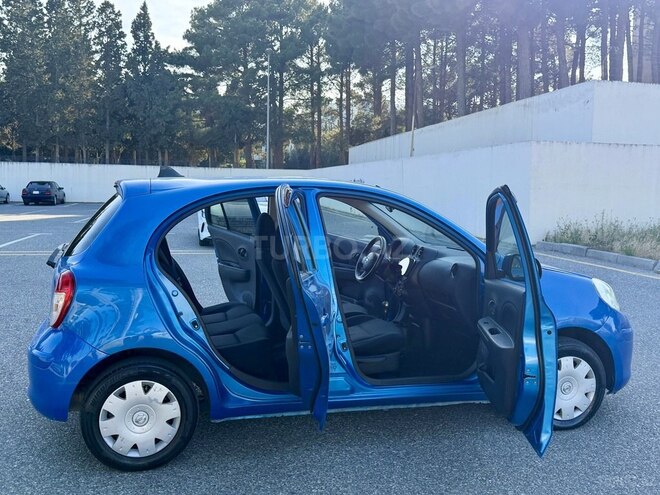 Nissan Micra-12