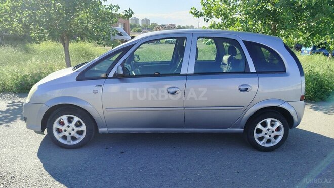 Opel Meriva-4
