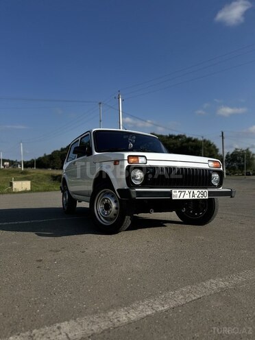 LADA (VAZ) Niva-15