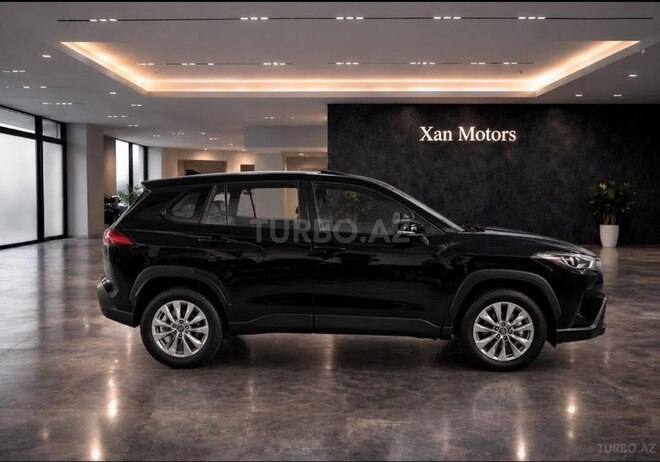 Toyota Corolla Cross-3