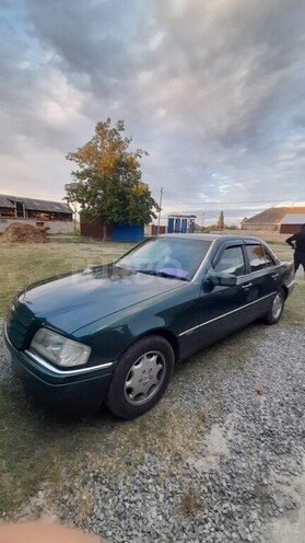 Mercedes C 220-9