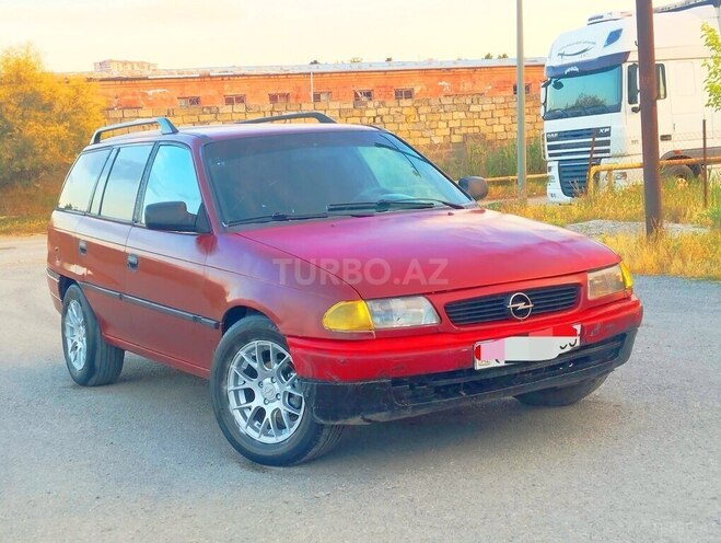 Opel Astra-1
