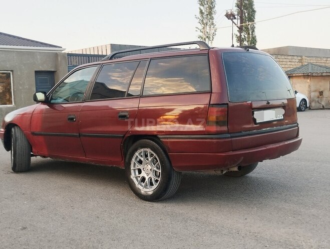 Opel Astra-4