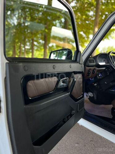 LADA (VAZ) Niva-17