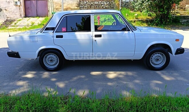 LADA (VAZ) 2107-8