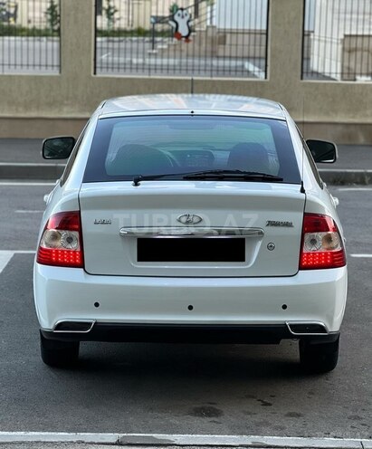 LADA (VAZ) Priora-9