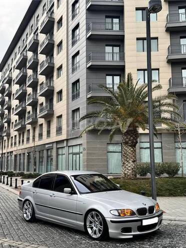 BMW 320-2
