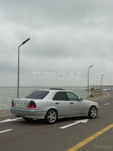 Mercedes C 240-14