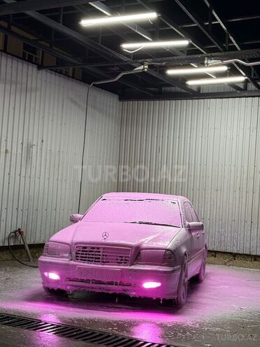 Mercedes C 240-6