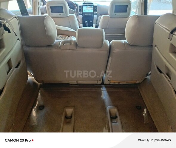 Toyota Land Cruiser Prado-15