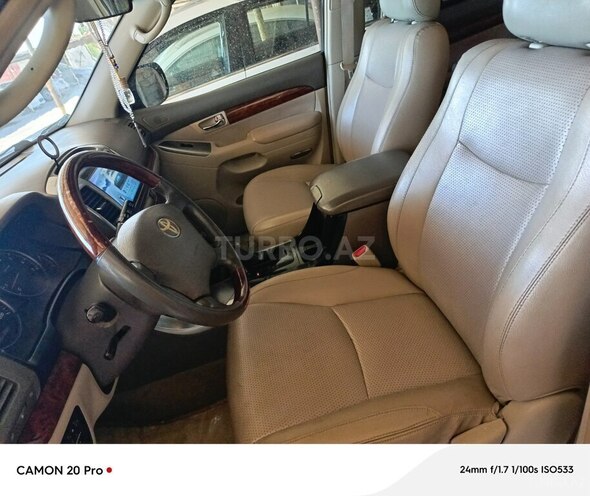 Toyota Land Cruiser Prado-18