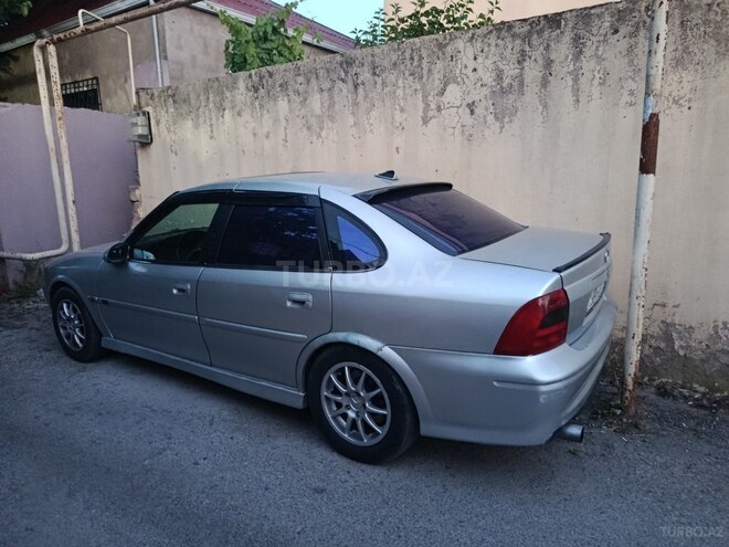 Opel Vectra-2