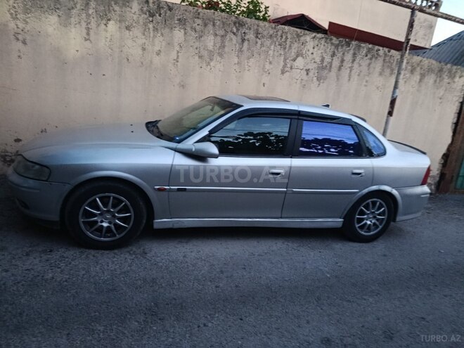 Opel Vectra-3