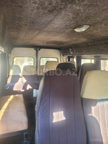 Ford Transit-2