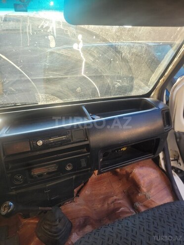 Ford Transit-3
