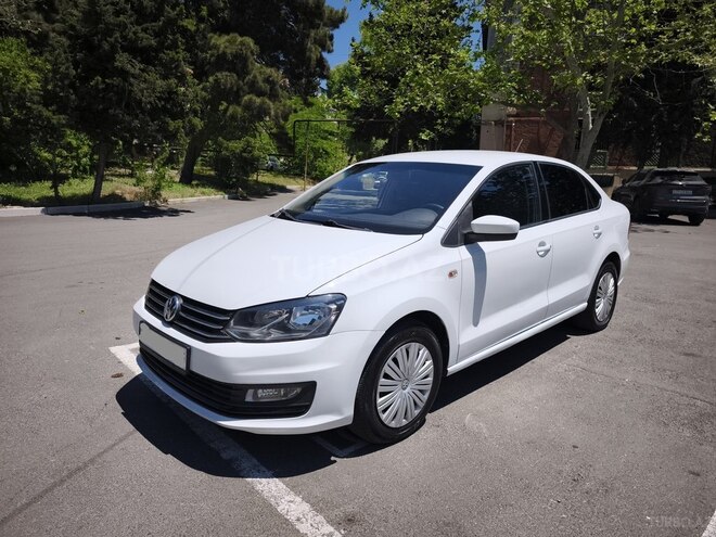 Volkswagen Polo-7