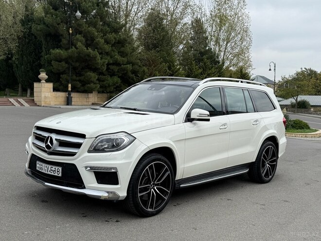 Mercedes GL 550 4MATIC-2