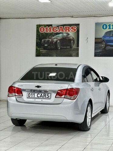 Chevrolet Cruze-6