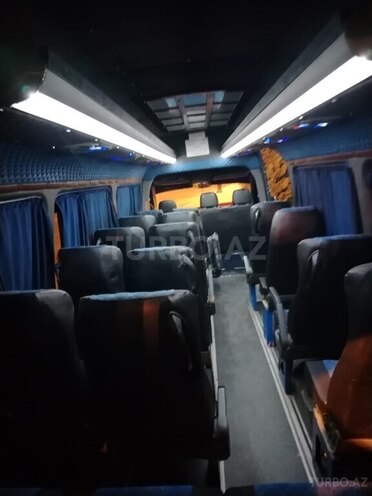 Mercedes Sprinter 208-8