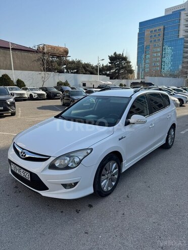 Hyundai i30-3