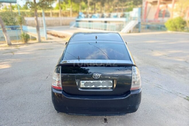 Toyota Prius-3