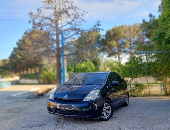 Toyota Prius-2