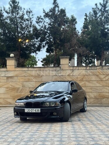 BMW 523-4