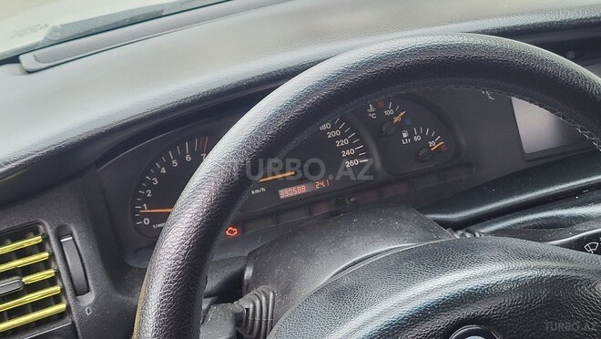 Opel Vectra-8