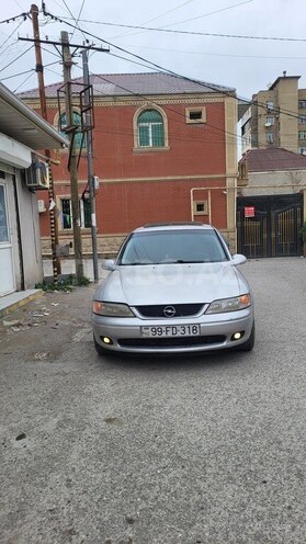 Opel Vectra-6