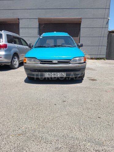 Ford Escort-1