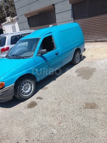 Ford Escort-4