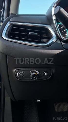 Chevrolet Equinox-13