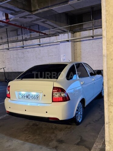 LADA (VAZ) Priora-10