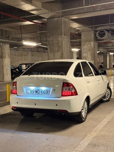 LADA (VAZ) Priora-8