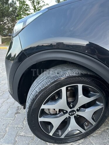 Kia Sportage-9