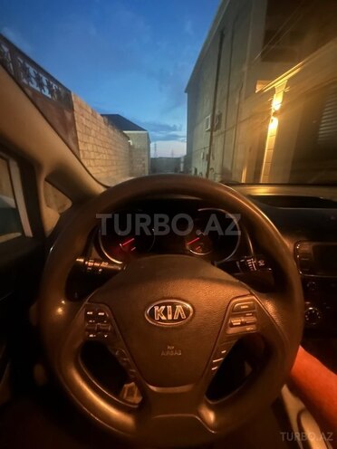 Kia Forte-6