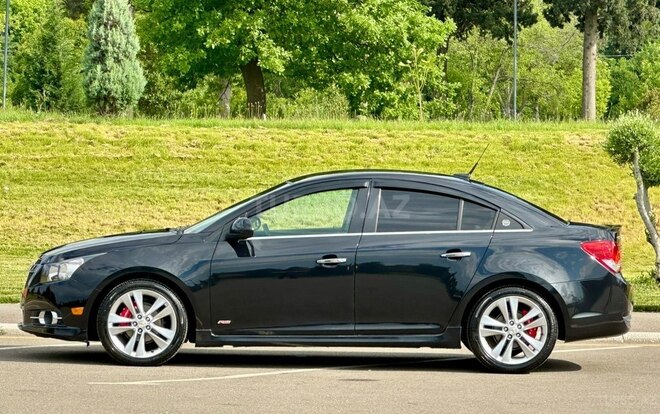 Chevrolet Cruze-10