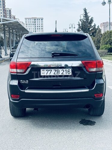 Jeep Grand Cherokee-8