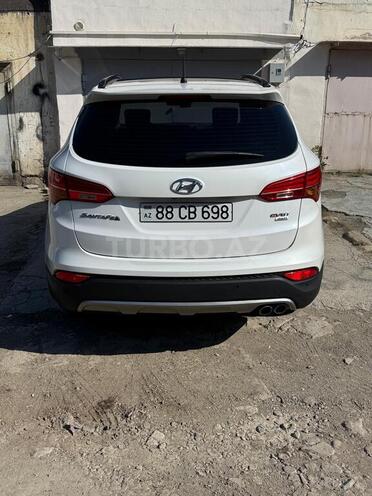 Hyundai Santa Fe-3