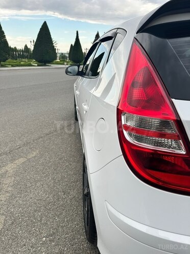 Hyundai i30-8