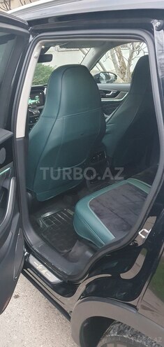 Hongqi HS5-11
