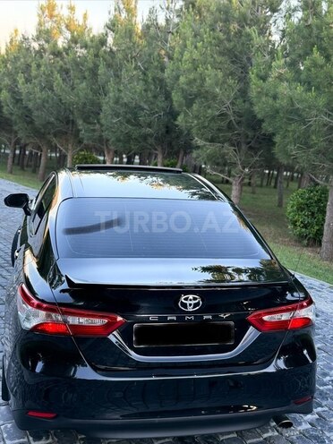 Toyota Camry-6