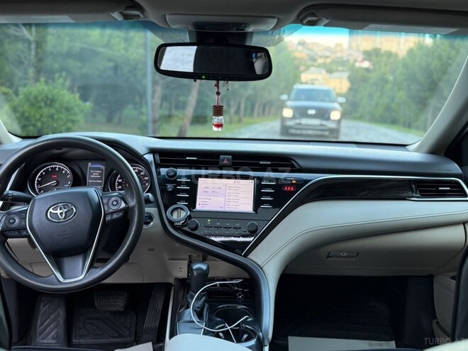 Toyota Camry-10