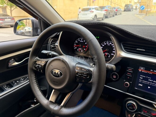 Kia Rio X-Line-11
