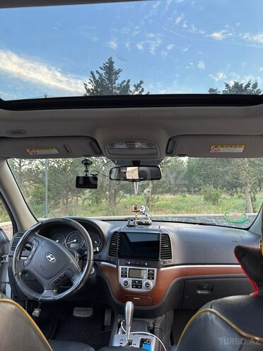 Hyundai Santa Fe-11