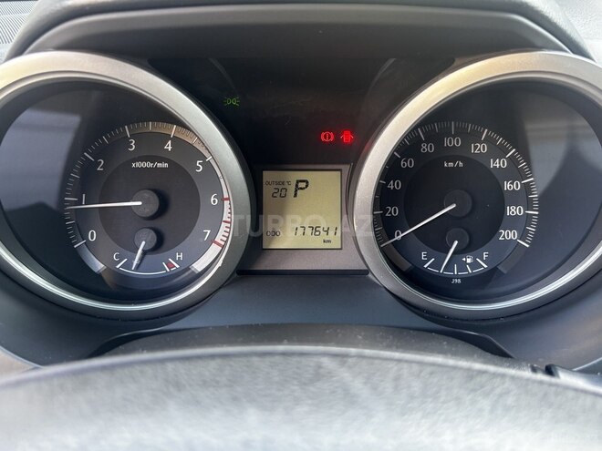 Toyota Land Cruiser Prado-7