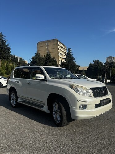 Toyota Land Cruiser Prado-5